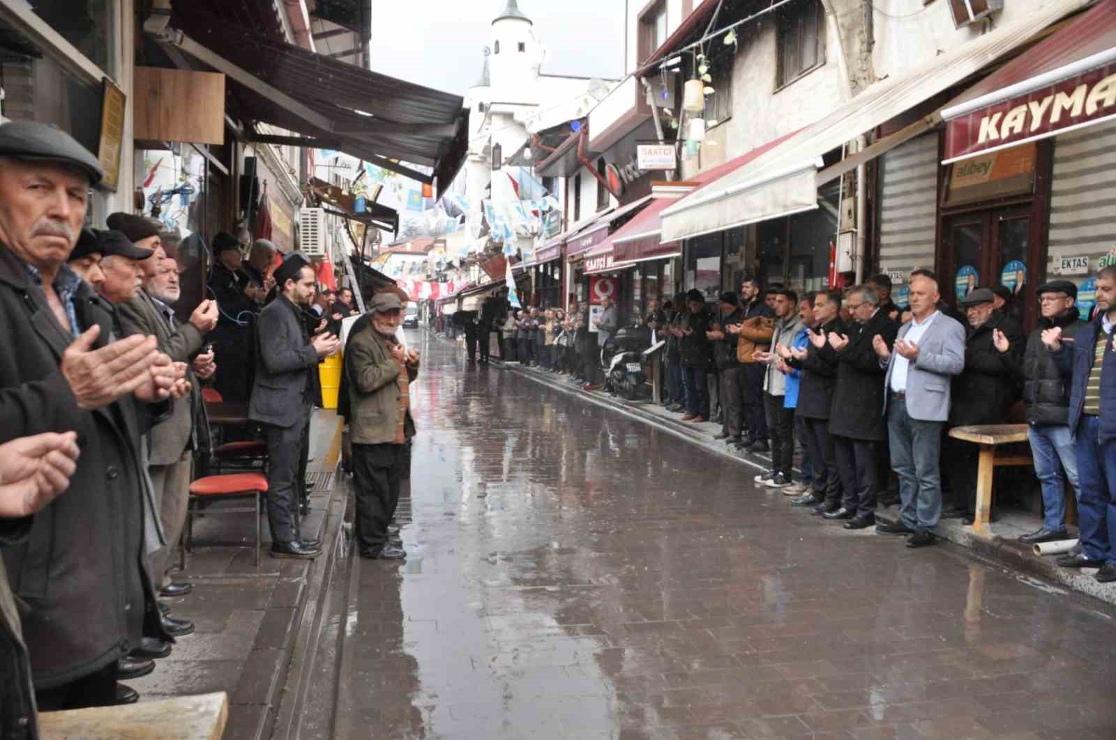 7 asırlık gelenek Ramazan ayının ilk cumasında da yapıldı...BoluNet