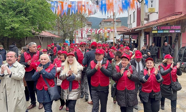 ATEŞ'e Mengen'de SEVGİ SELİ...