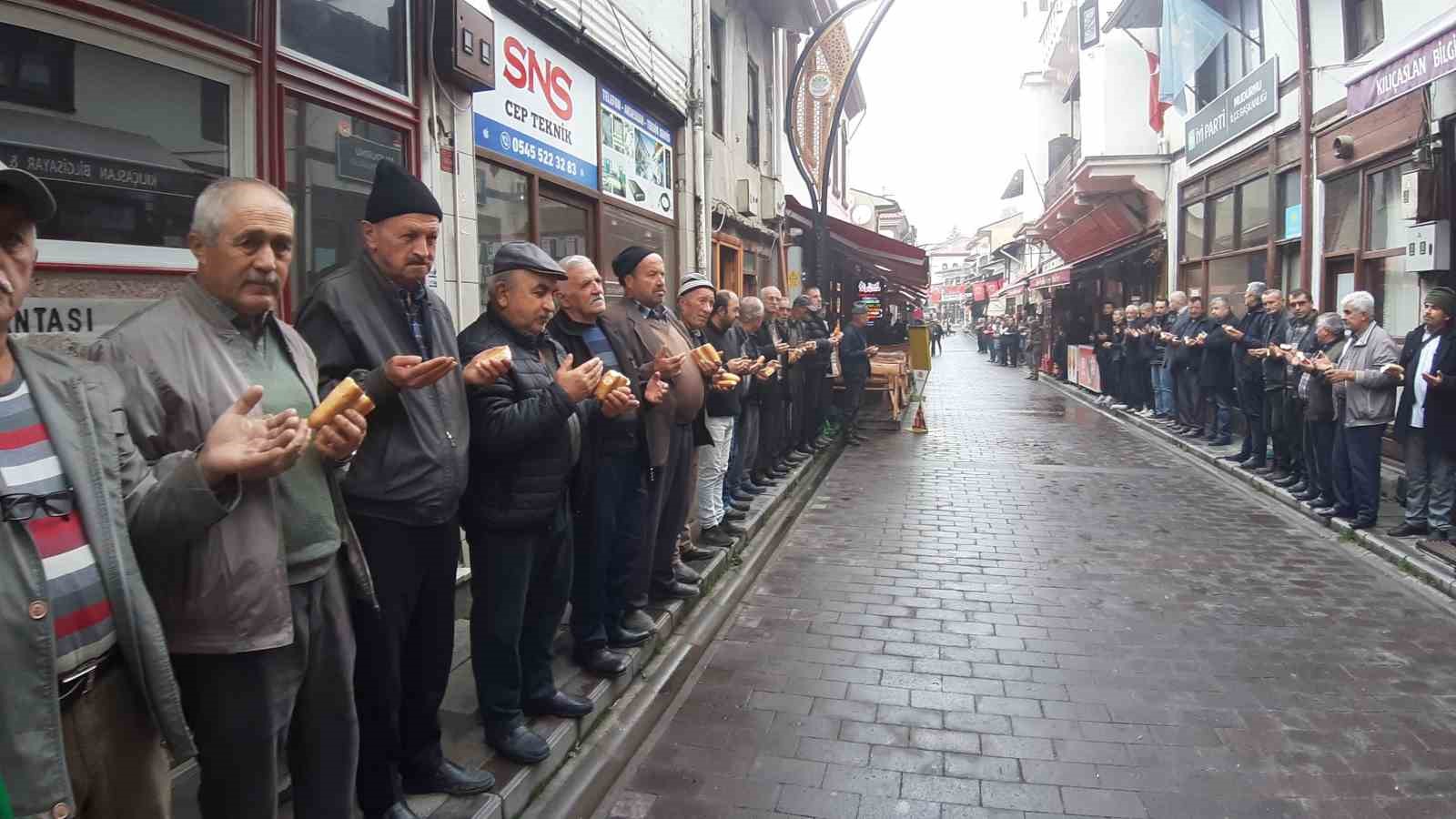 7 Asırlık gelenek, bu hafta yağmur altında gerçekleşti ...BoluNet