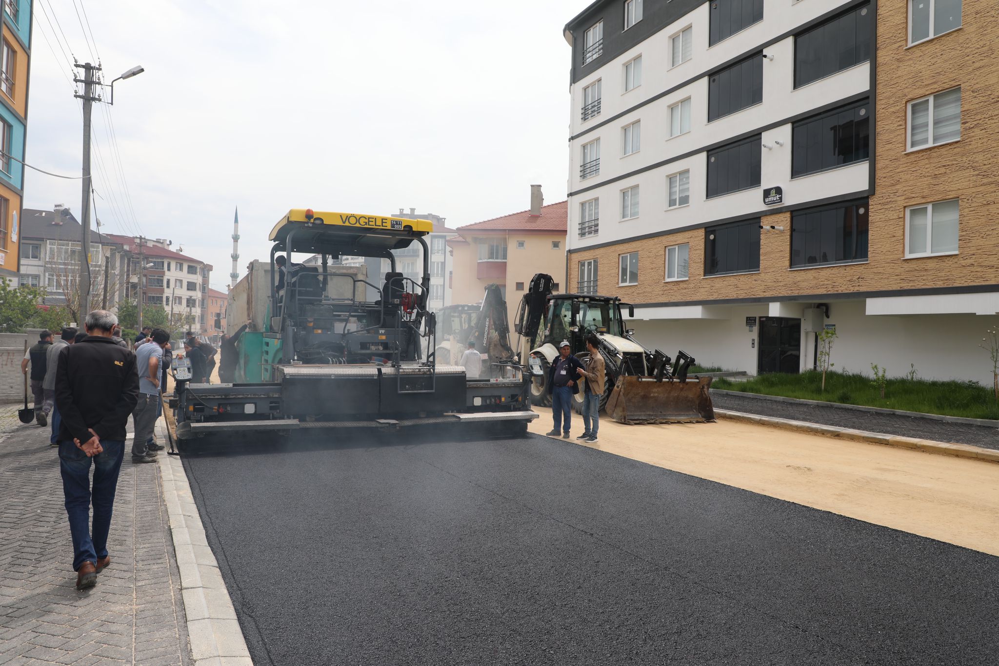 Belediye Asfalt Çalışmalarına Başladı...