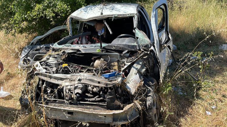 Bariyerleri aşarak 200 metre savruldu, defalarca takla attı: 5 yaralı ...BOLUNET