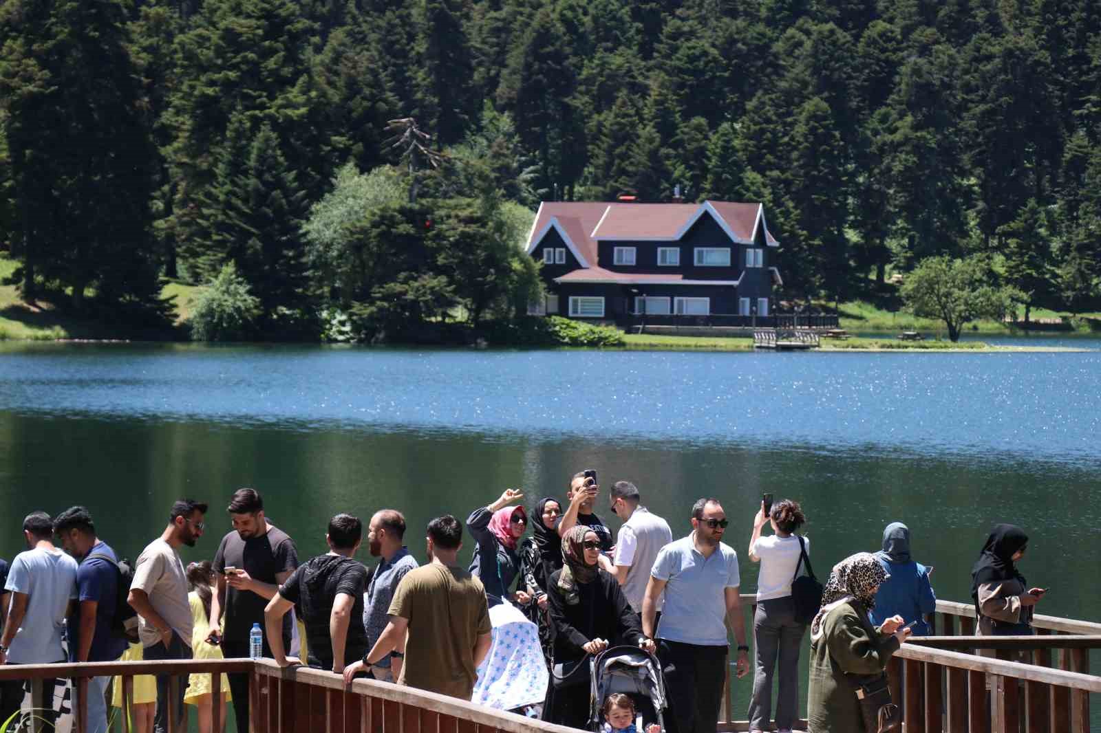 Bayram tatilinde Bolu binlerce kişiyi ağırladı ...BoluNet