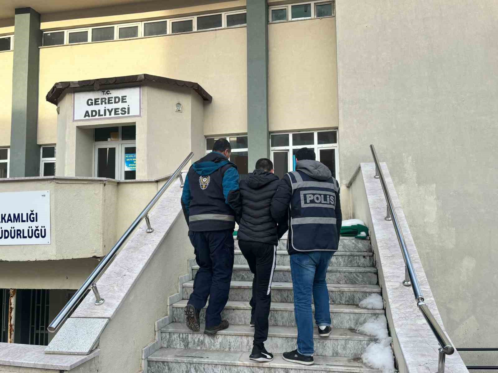 Bolu’da 2 buçuk milyon liralık kuyumcu soygunu ...BoluNet