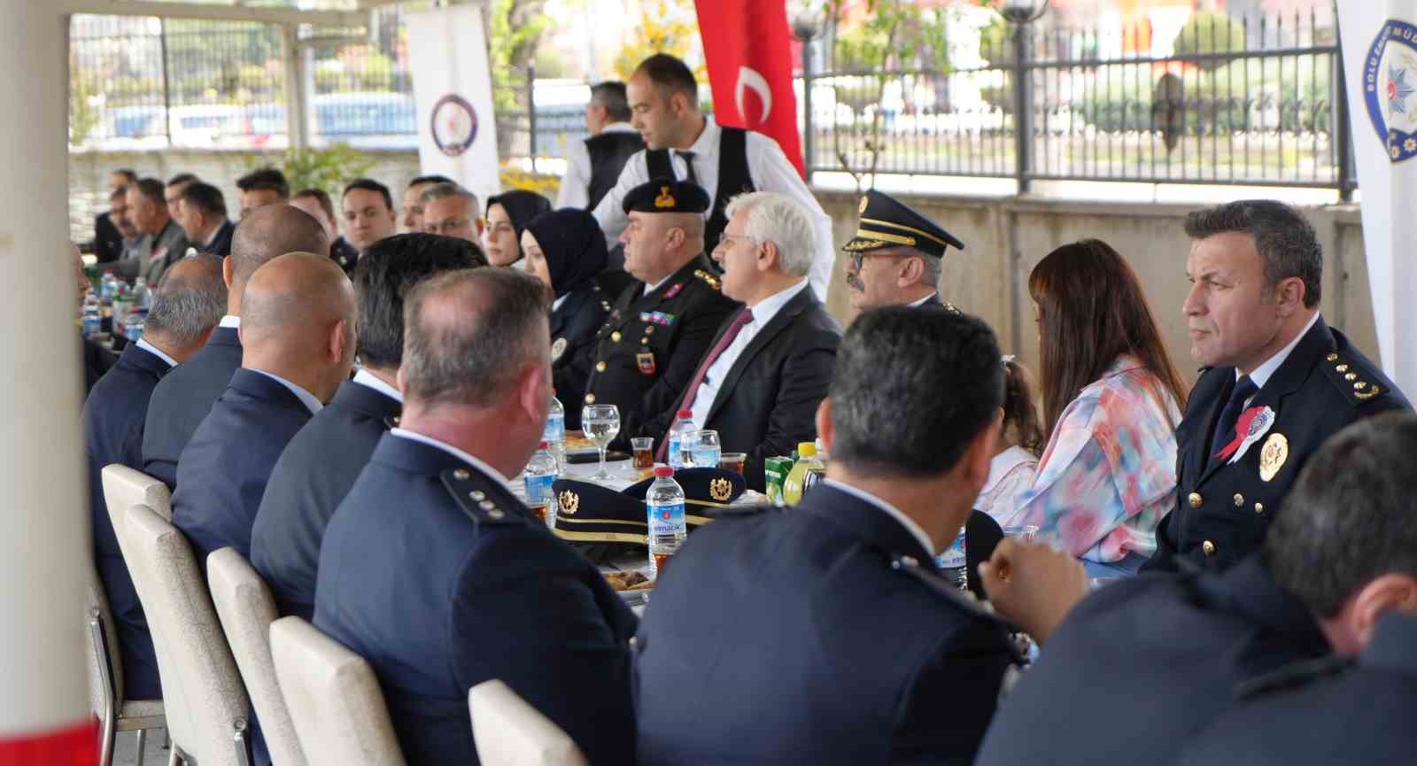 Bolu’da tüm kent bayramda kucaklaştı ...BoluNet