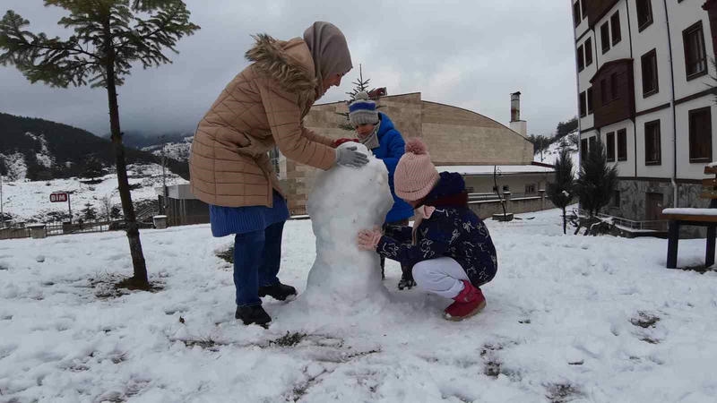 Bolu’nun 3 ilçesinde taşımalı eğitime kar engeli ...BoluNet