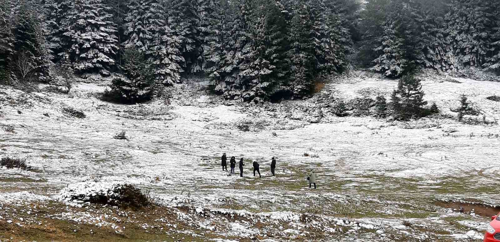 Bolu’nun yüksek kesimleri beyaz örtüyle kaplandı...BoluNet