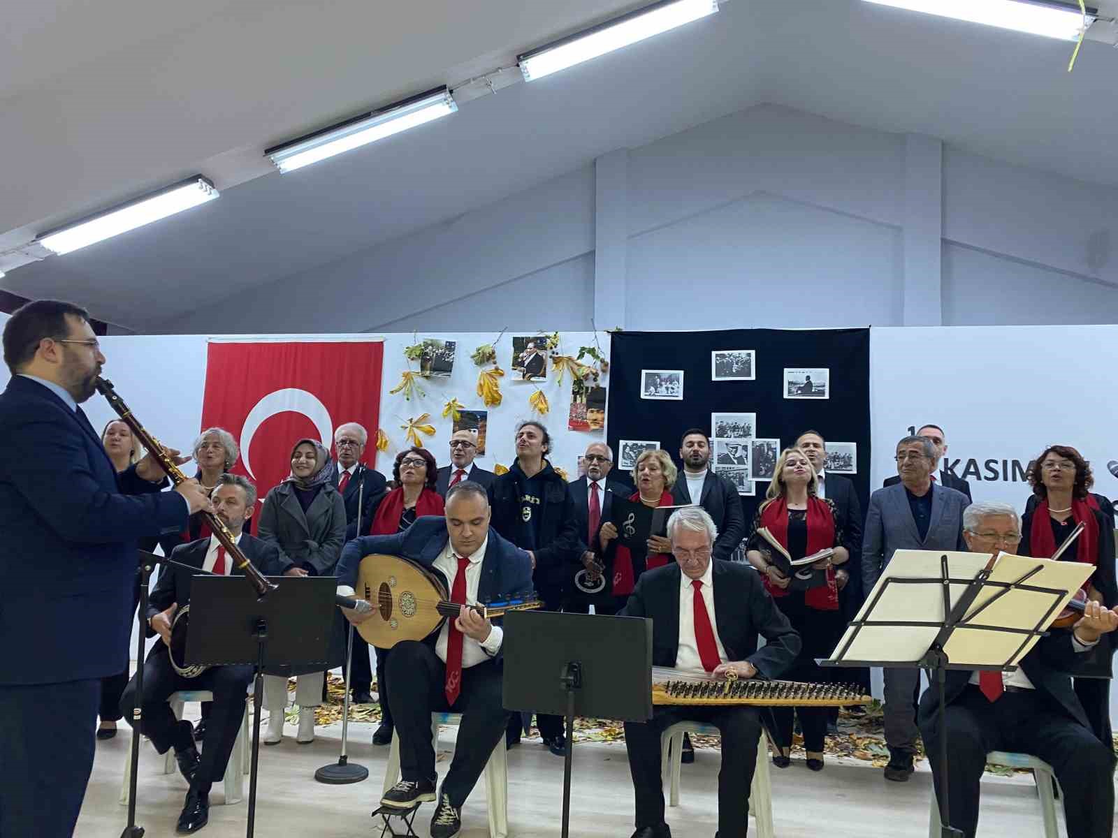 İlçede ilk kez Türk sanat müziği konseri düzenlendi 