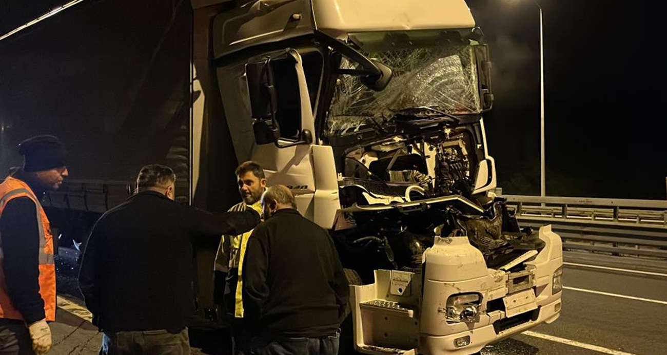 Kağıt gibi ezilen tırdan yara almadan kurtuldu ...BoluNet