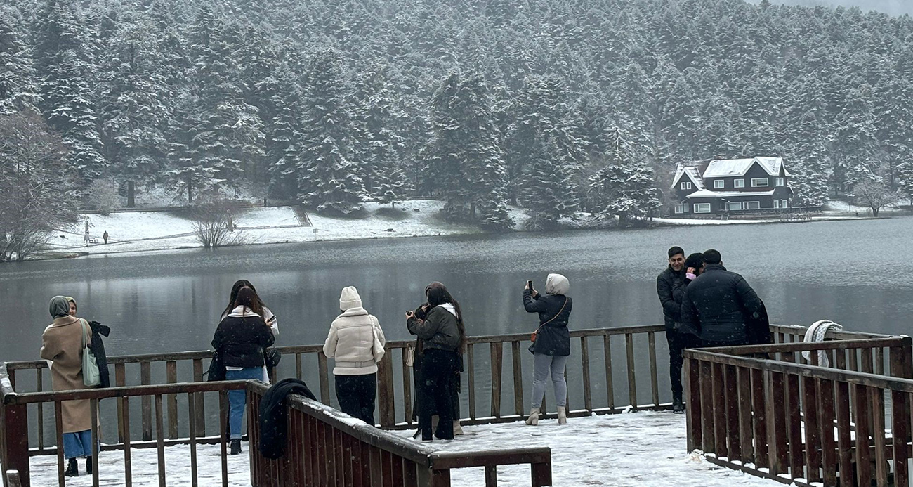 Mart kapıdan baktırdı: Bolu’nun doğa harikası beyaz örtüyle kaplandı...BoluNet