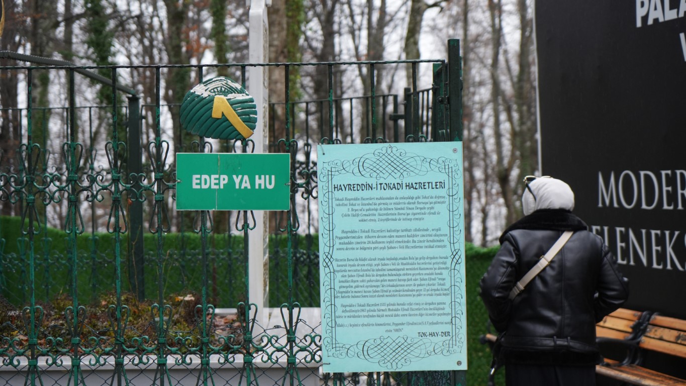 Ormanın içindeki türbenin hikayesi: Buraya gelen aç kalmıyor...BoluNet