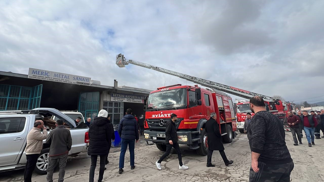 Oto boya ve kaporta dükkanında yangın...BoluNet