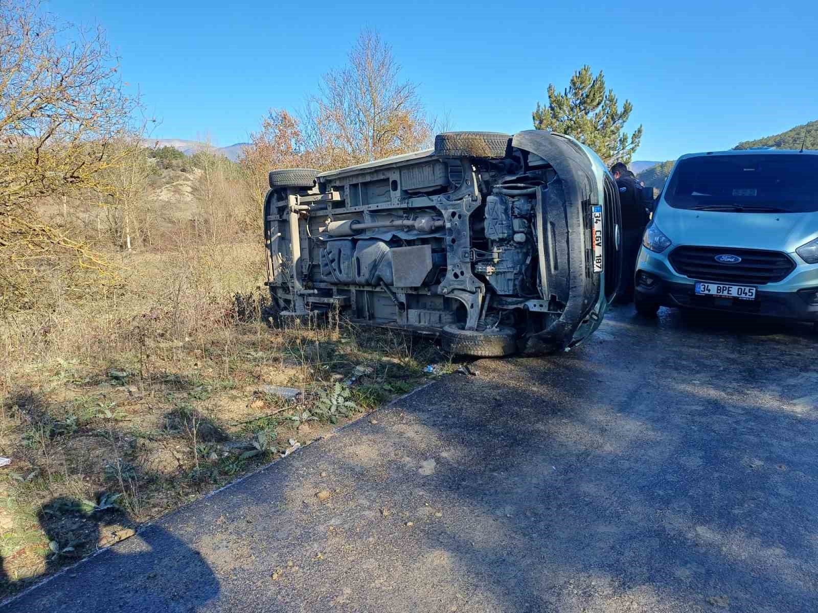 Para taşıyan zırhlı araç devrildi...BoluNet