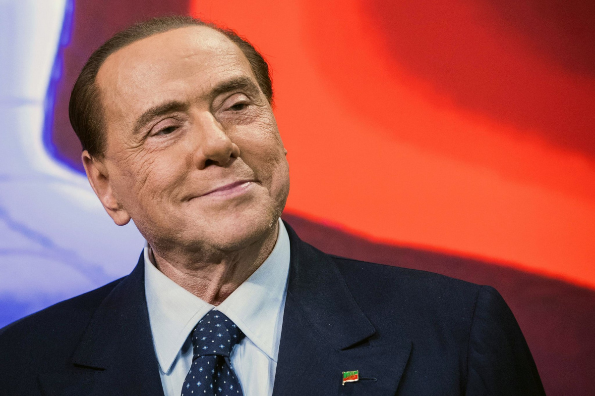 Silvio Berlusconi hayatını kaybetti