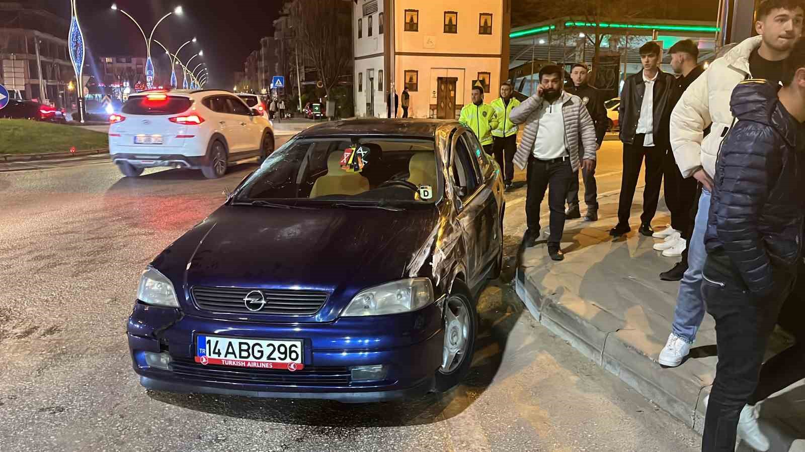 Trafiği birbirine kattı: Kaçtığı kaza yerine geri geldi ...BoluNet