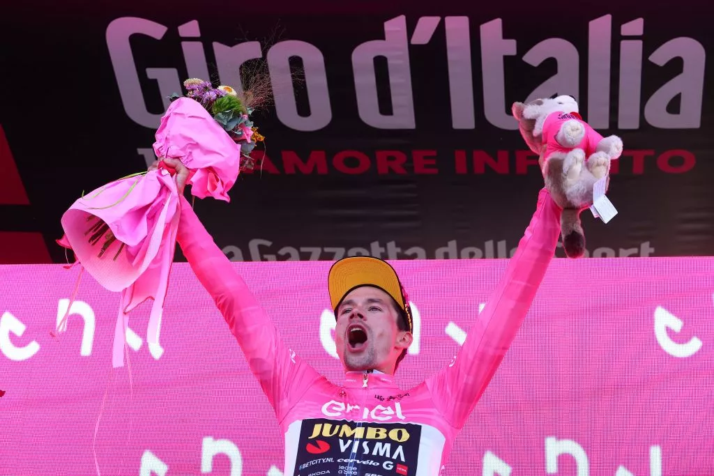 İtalya turunda ya turunda yeni lider Primoz Roglic! Roglic, Pembe Mayo İçin Hayatının Yarışını Koştu!